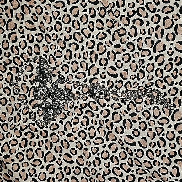 Silvertone And Black  Skeleton and Rose Bracelet - Picture 3 of 6